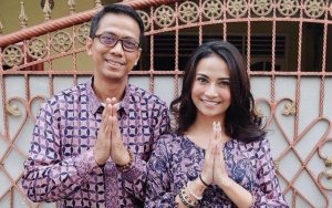 Ziarah, Dody Sudrajat Temukan Pesan Isyarat dari Ibu Kandung Vanessa Angel?