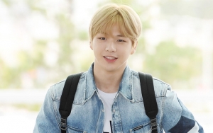Kang Daniel Jadi Perbincangan Gara-Gara Berbagi Lip Balm dengan Bodyguard