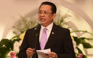 Ketua DPR RI Sarankan Pendekatan Hati Sebagai Langkah Atasi Konflik di Papua