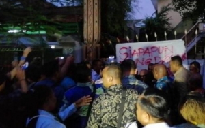 Asrama Mahasiswa Papua Surabaya Dilempari Ular, Pelaku Masih Misterius