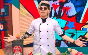 Atta Halilintar Tuai Cibiran Usai Foto Bareng Fans Cewek