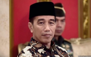 Jokowi Surati DPR Untuk Revisi Aturan Batas Minimal Menikah Jadi 19 Tahun