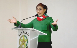 Susi Pudjiastuti Pamit ke DPR: Maaf Saya Hanya Manusia Biasa