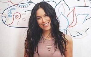  Sophia Latjuba Bikin Takjub Pamer Bodi Super Ramping dan Kulit Mulus Bak Patung Lilin