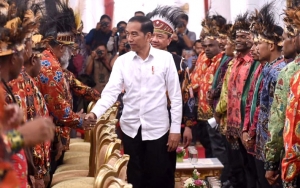 Jokowi Bakal Bangun Istana, Pengamat Nilai Papua Lebih Butuh Sarana Pendidikan dan Kesehatan