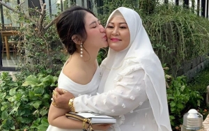 Via Vallen Dicibir Sombong Usai Gelar Pesta Ulang Tahun Mewah Untuk Mamanya