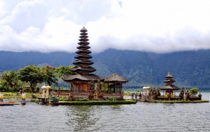 Banyak Bule Nakal, Pemprov Bali Bakal Terbitkan Aturan Etika Wisatawan