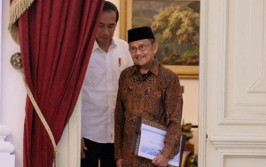 Presiden ke-3 RI BJ Habibie Tutup Usia