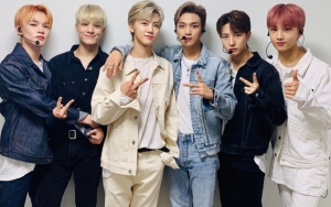 NCT Dream Bagikan Foto-Foto Saat Kunjungi Museum di Jakarta, Jaemin Cs Bikin Batik