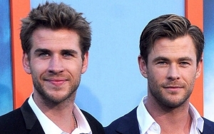 Chris dan Liam Hemsworth Foto Bareng, Fans Bingung Pilih Siapa yang Lebih Ganteng