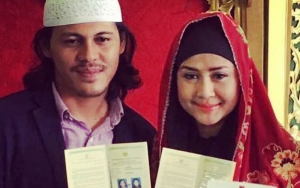 Kesabaran dan Ketelatenan Sang Suami Rawat Ria Irawan Tuai Banyak Pujian di Media Sosial