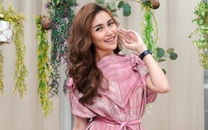  Liburan di Labuan Bajo, Ayu Ting Ting Dibully Tampil Kelewat Seksi Langsung Gembok Kolom Komentar
