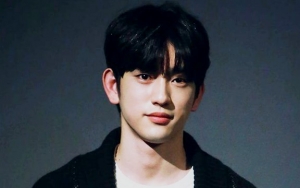 Diajak Menikah Oleh Fans, Jinyoung GOT7 Malah Suruh Penggemar Berpikir Ulang