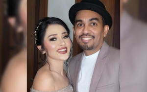  Jarang Pajang Foto Istri, Glenn Fredly Bagikan Video Mutia Ayu Asyik Menggulung Papeda