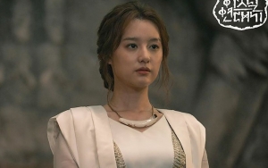 Kim Ji Won Disebut Bak Ibu Peri Usai Bagi-Bagi Barang Ini di Lokasi Syuting 'Arthdal Chronicles'