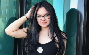 Shafa Putri Tiri Jennifer Dunn Seksi Bak Selena Gomez, Pose Terbuka di Kamar Hotel Disorot