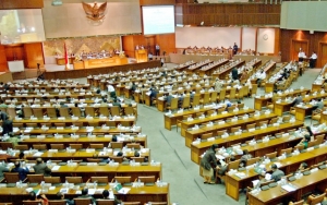 Menpora Jadi Tersangka, DPR Jelaskan Soal Penganggaran Dana Hibah KONI