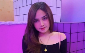  Syifa Hadju Potong Rambut Pendek Auto Jadi Wallpaper, Posisi Jempol Tangan Bikin Salfok