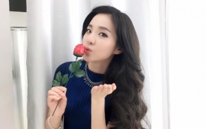 Sandara Park Malah Disindir Tak Punya Bakat Usai Bawa Gitar ke Bandara