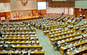 Pihak Asing Ikut Protes Keras Ke DPR Usai Baca Pasal LGBT Di RUU KUHP