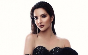 Nia Ramadhani Foto Sensual Umbar Paha Mulus, Deddy Corbuzier: Awas Dilihat John De Rantau