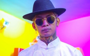 Young Lex Justru Banjir Pujian Saat Temui dan Keplak Kepala Haters, Ini Faktanya