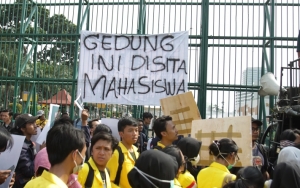 Banyak Kebijakan Tuai Kritik Keras, Demo Mahasiswa Meluas Jelang Pelantikan Jokowi