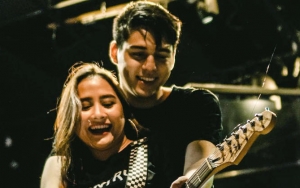 Rumor Putus Dari Prilly Latuconsina, Foto Maxime Bouttier Ramai Komentar Aura Jomblo Terpancar