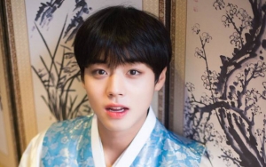 Park Jihoon Berlagak Keren Pakai Kacamata Hitam di 'Flower Crew', Fans Malah Ngakak
