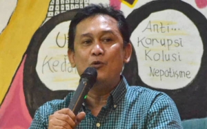 Denny Siregar Kritik Pedas Demo Anak STM Jadi Trending, Ejek Jangan Jadi Banci