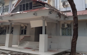 Gempa M 6,8 di Ambon Sebabkan Kerusakan Hingga Jembatan Retak