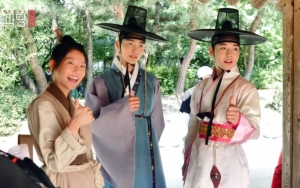 Pemain 'Flower Crew' Bersenang-Senang Saat Syuting, Tingkah Imut Park Jihoon Undang Tawa