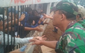 Mahasiswa Minta TNI Turun Bersama Kawal Aksi Damai Saat Unjuk Rasa