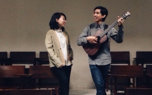 Dulu Duet Bareng, Rara Sekar 'Kakak Isyana' Sebar Petisi Bebaskan Ananda Badudu