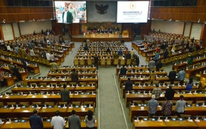DPR Sahkan RUU Wajib Militer, Komisi I Sebut Sifatnya Sukarela
