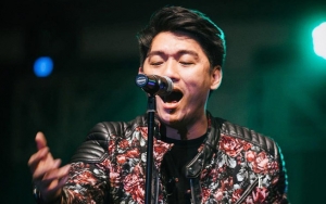 Ifan Seventeen Serukan Demo Tanpa Tindak Anarki, Paras Mahasiswa Pegang Spanduk Malah Bikin Salfok
