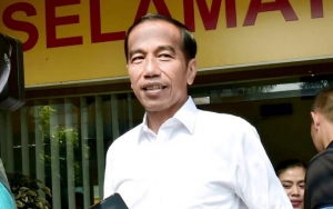 Jokowi Pastikan Pemerintah Beri Santunan Untuk Korban Gempa Ambon