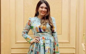 Via Vallen Super Modis Saat Liburan di Turki, Bodi Makin Langsing Tuai Decak Kagum