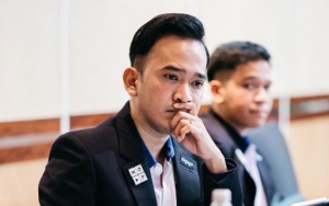 Ruben Onsu Banjir Cibiran Usai Abadikan Momen Oppa-Oppa Korea 'Dandan'