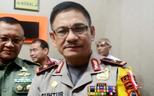 Kapolda Sulsel Angkat Mahasiswa Korban Terlindas Barakuda Polisi Jadi Anak