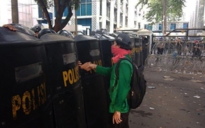 AJI Sebut Polisi Sebagai Musuh Kebebasan Pers Terkait Kasus Kekerasan Saat Demo