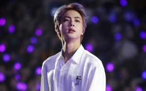 Deretan Foto Wajah Tampan Jin BTS dari Samping Kejutkan Netizen