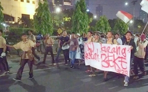 Warganet Curigai Keaslian Grup WA Anak STM, #DennySiregarPenyebarHoax Puncaki Trending Topic
