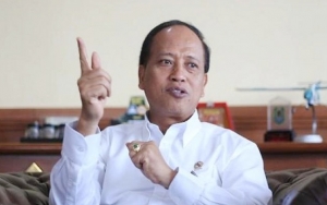 Menristekdikti Desak Mahasiswa Kembali ke Kampus Untuk Belajar Alih-Alih Terus Demo