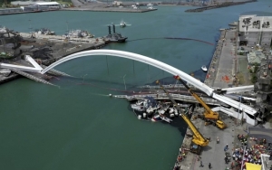 Jembatan Ambrol di Taiwan Tewaskan 2 WNI