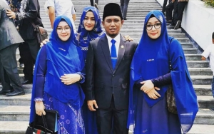Viral Anggota DPR Dapil Jatim Bawa 3 Istri ke Pelantikan