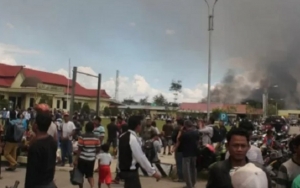 Rusuh Wamena Tragis, Begini Kisah Haru Seorang Ibu Selamat Usai Sembunyi Di Kandang