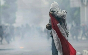 Sosok Viral Pembawa Bendera Saat Demo STM Ternyata Diciduk Polisi, Ini Alasannya