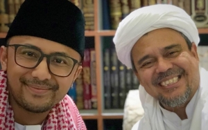 Hengky Kurniawan Bertemu Habib Rizieq Saat Umrah, Netter Takut Foto Dihapus Instagram