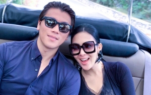  Bukan Jijik, Fans Kian Terpesona Lihat Reino Suami Syahrini Banjir Keringat Segede Biji Jagung